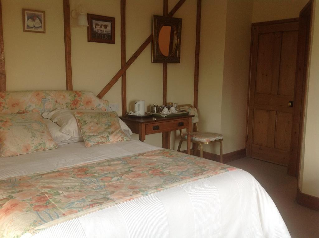 Barn Park Farm, Bed And Breakfast Stockland Eksteriør bilde